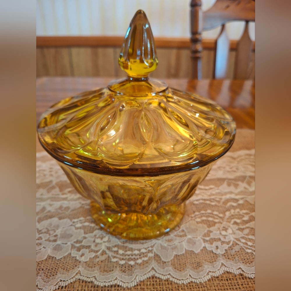Vintage Anchor Hocking Fairfield  Amber Pressed Glass Candy Dish